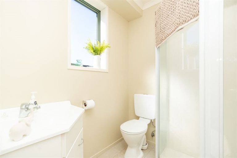 Photo of property in 11 Mckenzie Place, Rototuna North, Hamilton, 3210