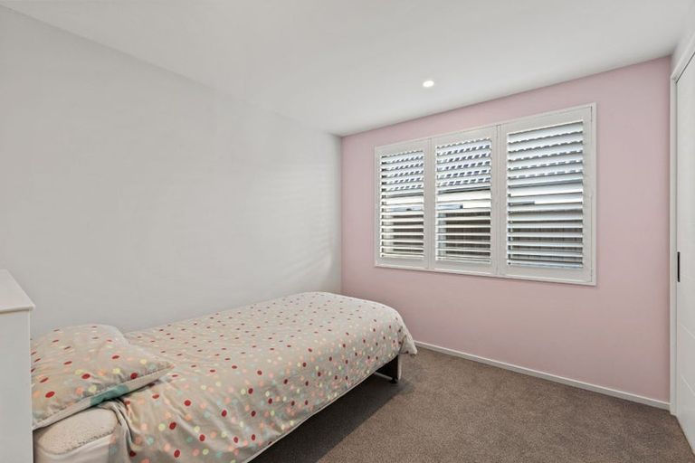 Photo of property in 15 Luxembourg Crescent, Halswell, Christchurch, 8025