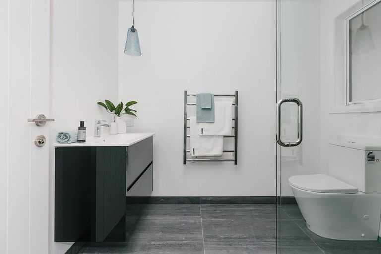 Photo of property in 42 Freedom Drive, Kelvin Grove, Palmerston North, 4414