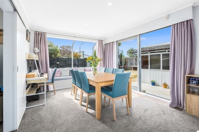 Photo of property in 49 Discovery Drive, Whitby, Porirua, 5024