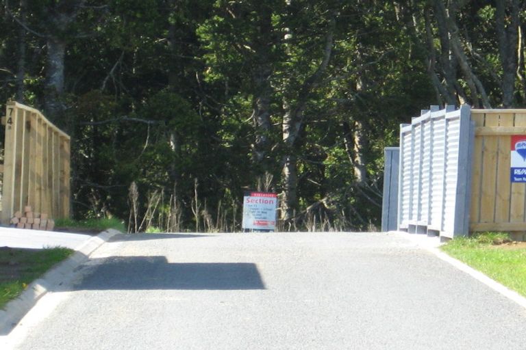 Photo of property in 74b Karamea Street, Whalers Gate, New Plymouth, 4310