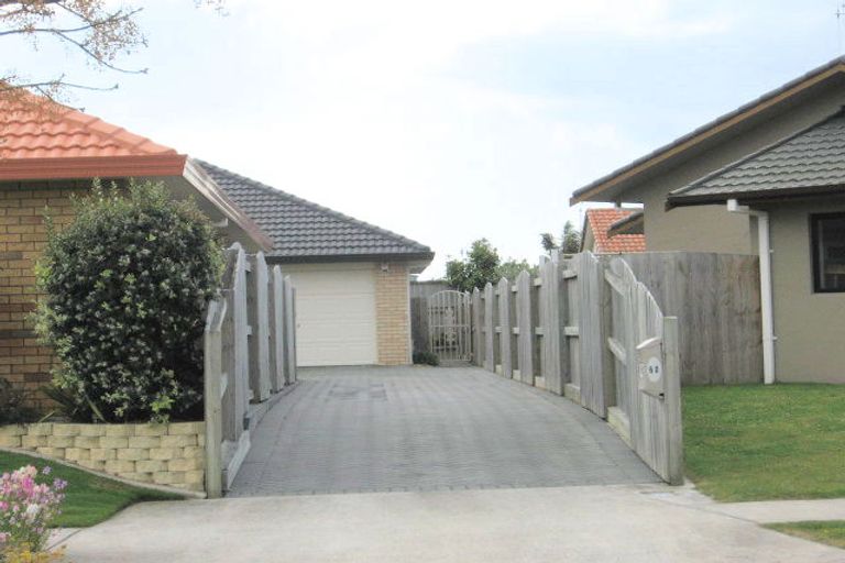 Photo of property in 60 Beachwater Drive, Papamoa Beach, Papamoa, 3118