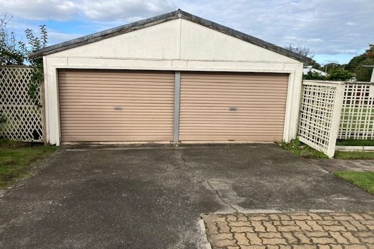 Photo of property in 16 Cameron Road, Te Puke, 3119