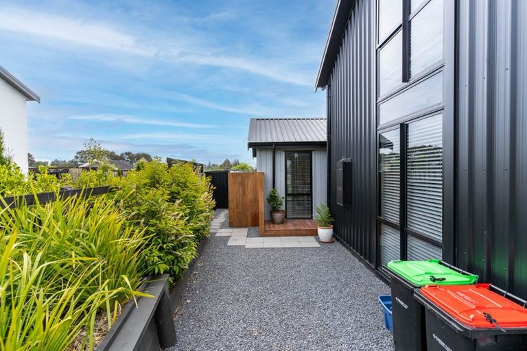 Photo of property in 10 Trudi Place, Green Island, Dunedin, 9018