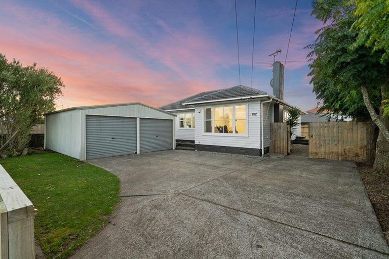 Photo of property in 182 Old Wairoa Road, Papakura, 2110
