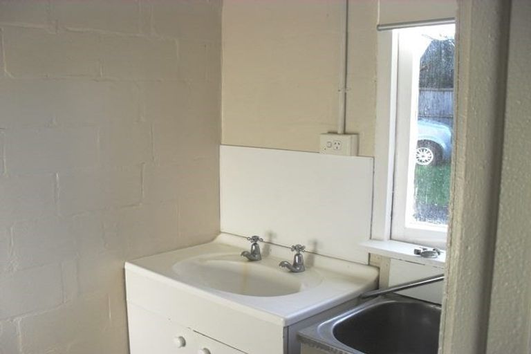 Photo of property in 6c Edgecumbe Street, Whitiora, Hamilton, 3200