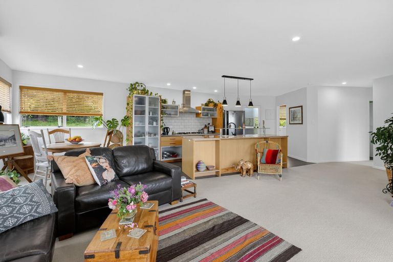 Photo of property in 1893 Paparoa Valley Road, Paparoa, 0571