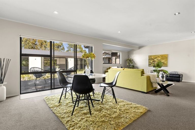 Photo of property in 53 Urquhart Road, Karaka, Papakura, 2580