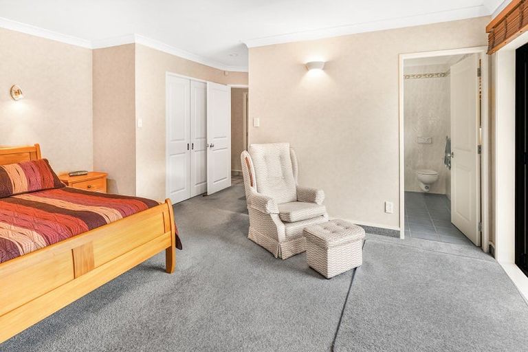 Photo of property in 51 Glen Lynne Avenue, Queenwood, Hamilton, 3210