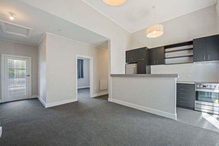 Photo of property in 2 Henry Street, Kilbirnie, Wellington, 6022