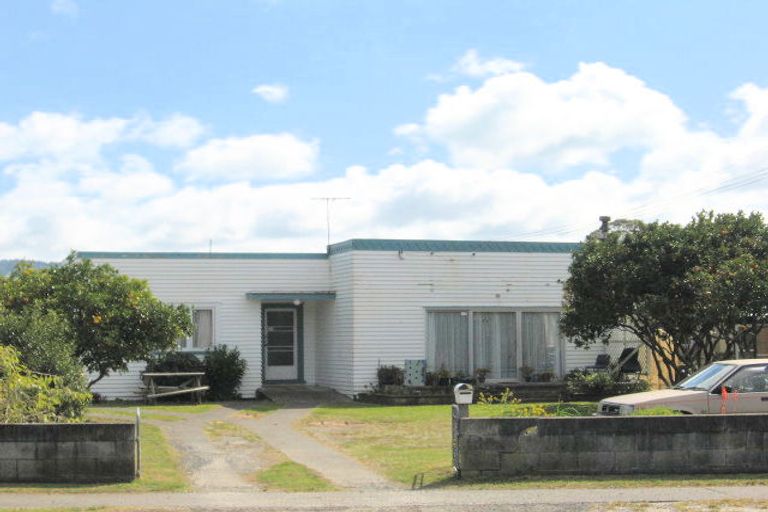 Photo of property in 143 Albert Street, Whitianga, 3510