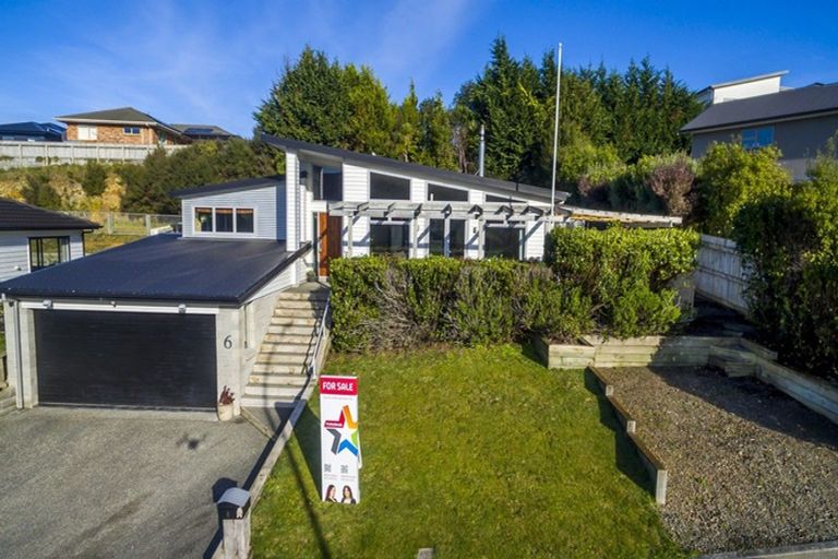 Photo of property in 6 Frankie Stevens Place, Riverstone Terraces, Upper Hutt, 5018