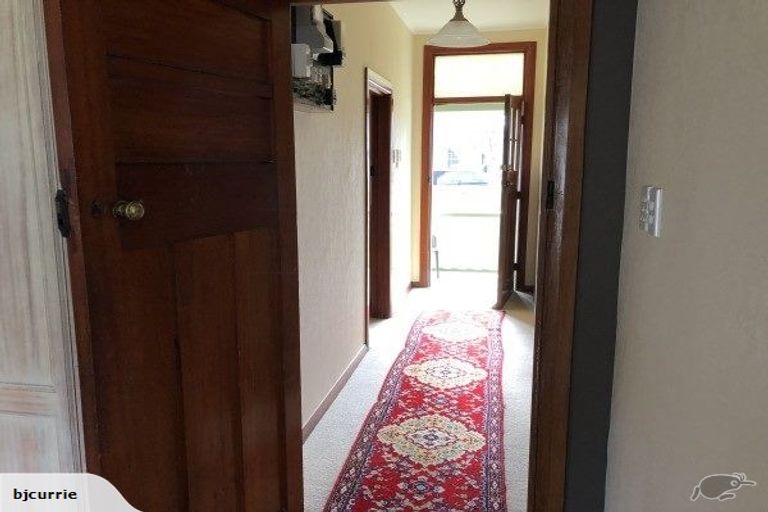 Photo of property in 1 Fairs Road, Milson, Palmerston North, 4414