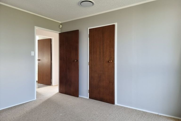 Photo of property in 27 Viewmont Drive, Harbour View, Lower Hutt, 5010