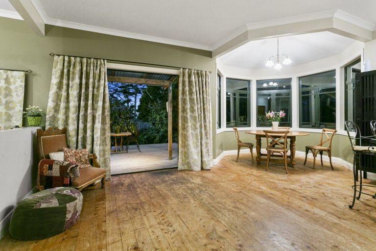Photo of property in 386 Upper Harbour Drive, Greenhithe, Auckland, 0632