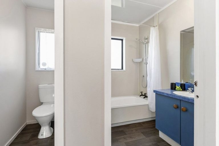 Photo of property in 33a Government Road, Raglan, 3225