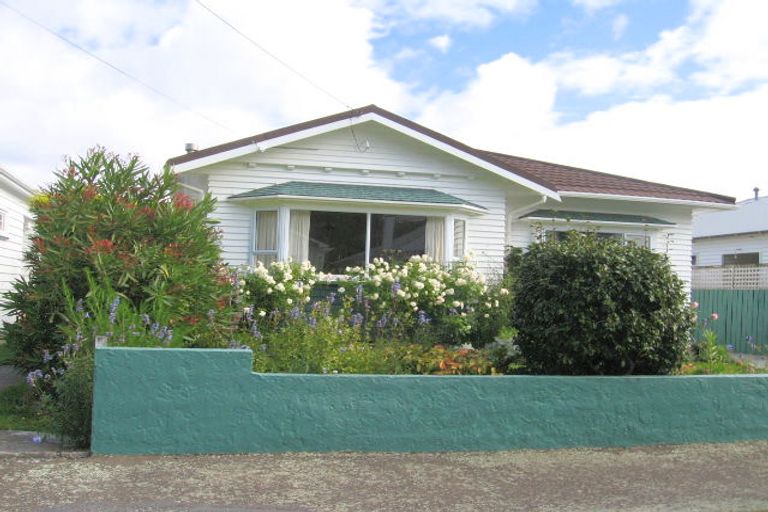 Photo of property in 30 Bentinck Avenue, Strathmore Park, Wellington, 6022