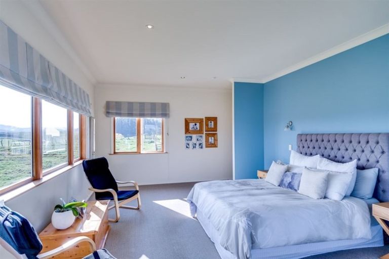 Photo of property in 295 Kawera Road, Pukehamoamoa, Hastings, 4179