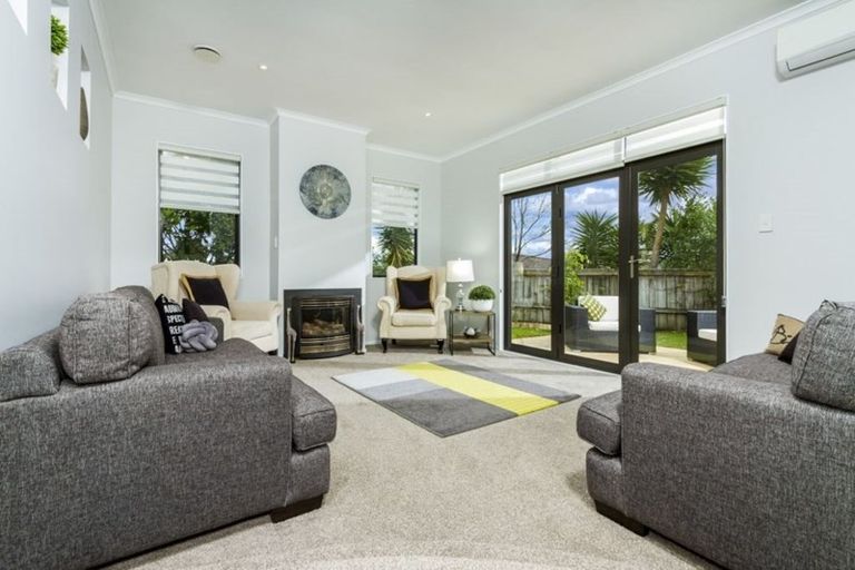Photo of property in 6 Cutter Place, Greenhithe, Auckland, 0632