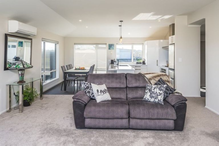 Photo of property in 37 Magnolia Crescent, Tawhero, Whanganui, 4501