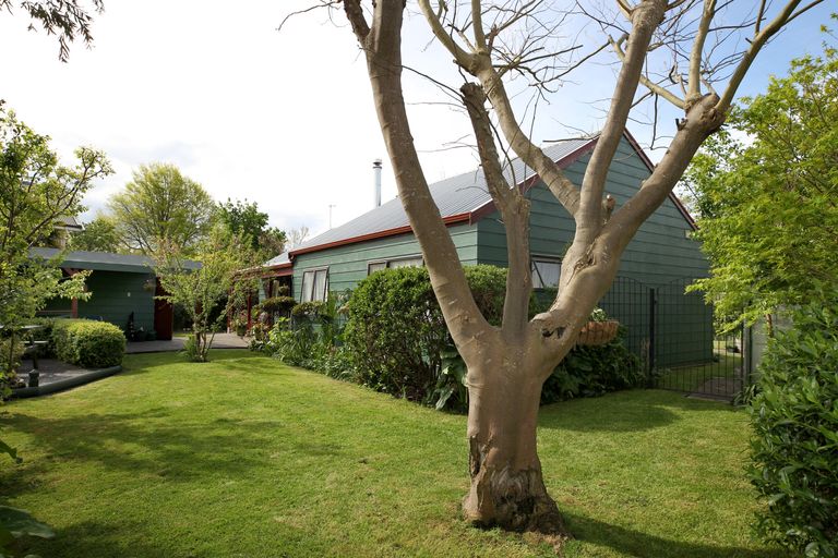 Photo of property in 10 Martin Dale, Raureka, Hastings, 4120