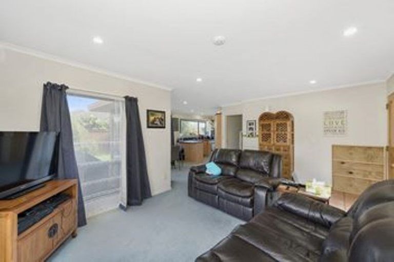 Photo of property in 1 Maahutaupeke Place, St Andrews, Hamilton, 3200