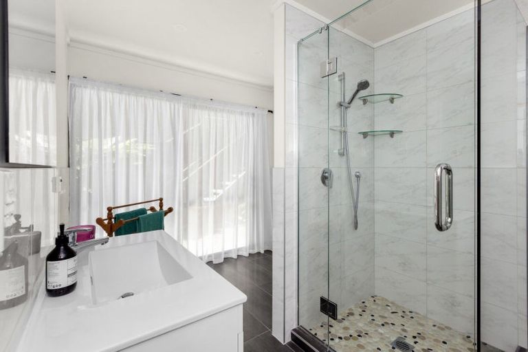 Photo of property in 159 Thompson Road, Bluff Hill, Napier, 4110