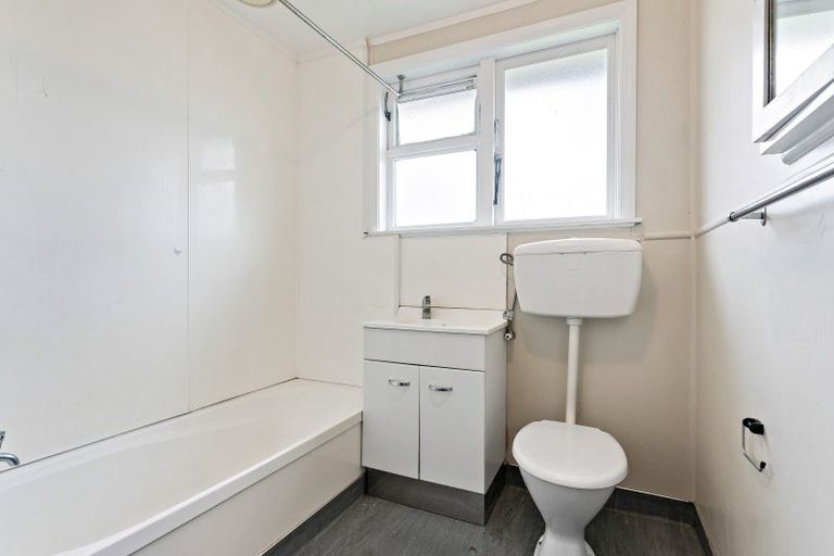 Photo of property in 6 Tate Place, Otara, Auckland, 2023
