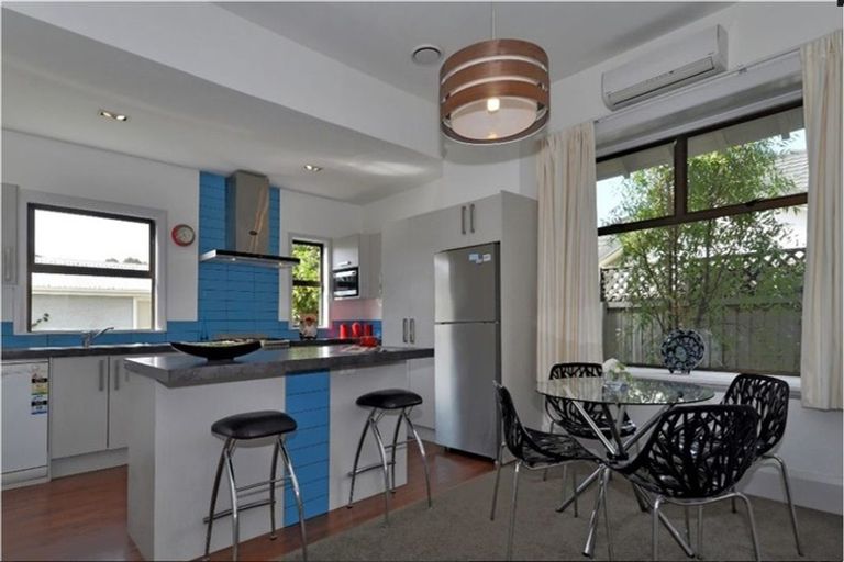 Photo of property in 104 Saint James Avenue, Papanui, Christchurch, 8053