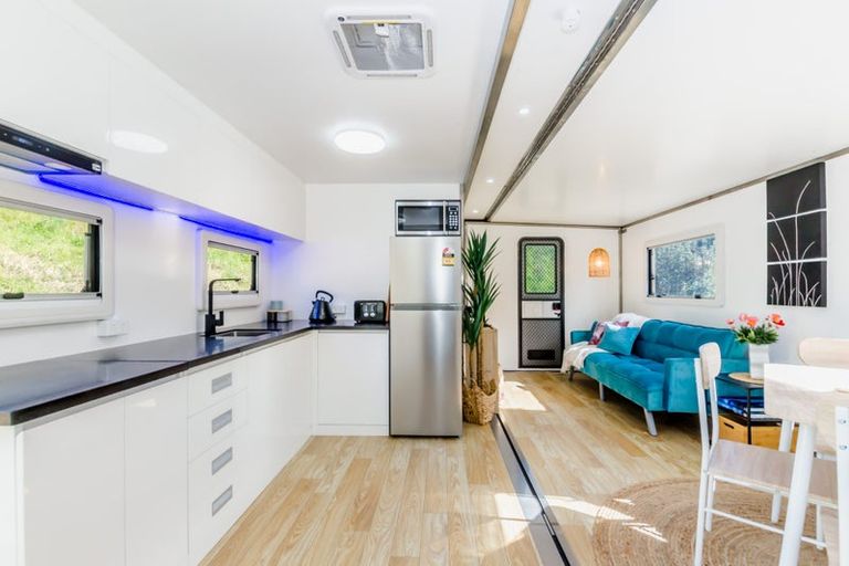 Photo of property in 22 Flaxmere Street, Waikanae Beach, Waikanae, 5036