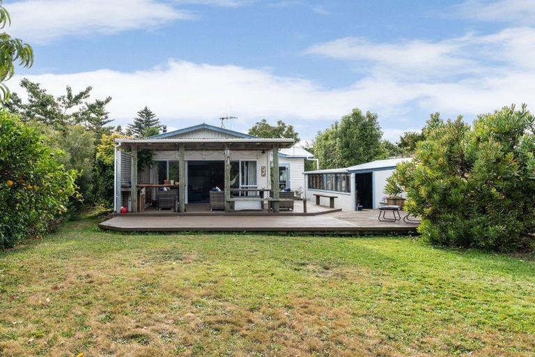 Photo of property in 6 Cambridge Street, Levin, 5510