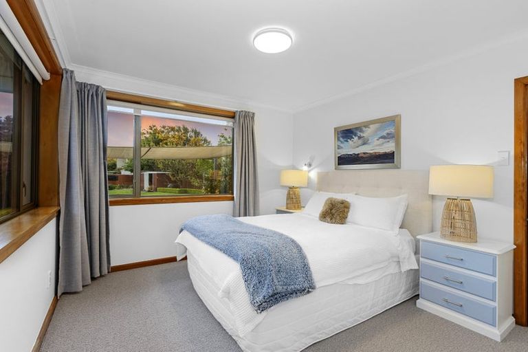 Photo of property in 11 Greers Road, Ilam, Christchurch, 8041