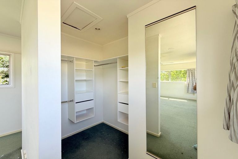 Photo of property in 1 Anakiwa Place, Milford, Auckland, 0620