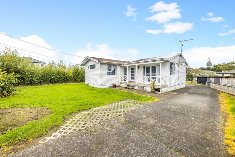 Photo of property in 18 Olive Crescent, Papatoetoe, Auckland, 2025