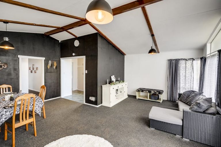 Photo of property in 165 Flaxmere Avenue, Flaxmere, Hastings, 4120