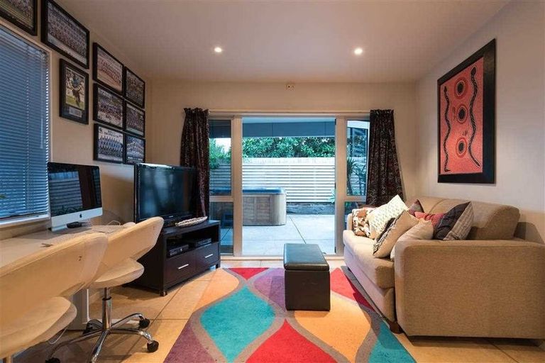 Photo of property in 17b Tui Street, Mount Maunganui, 3116