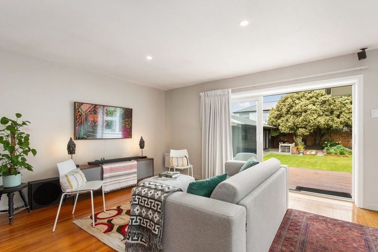 Photo of property in 70 Grahams Road, Burnside, Christchurch, 8041