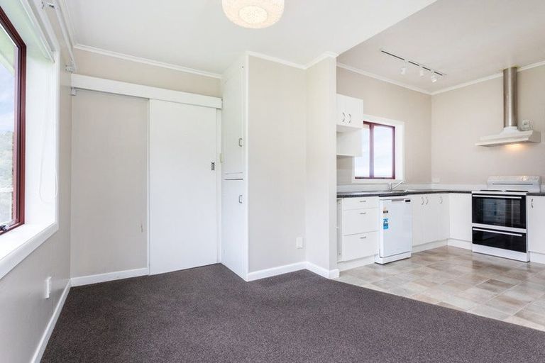 Photo of property in 369 Mangakura Road, Helensville, 0875