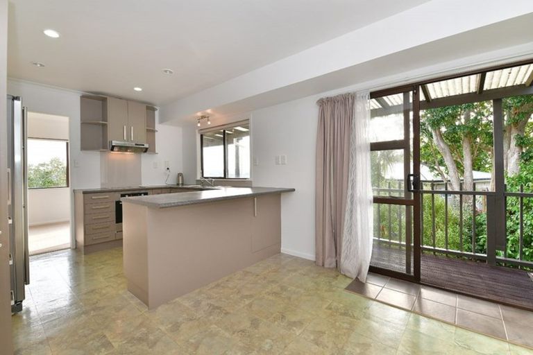 Photo of property in 85 Garfield Road, Helensville, 0800