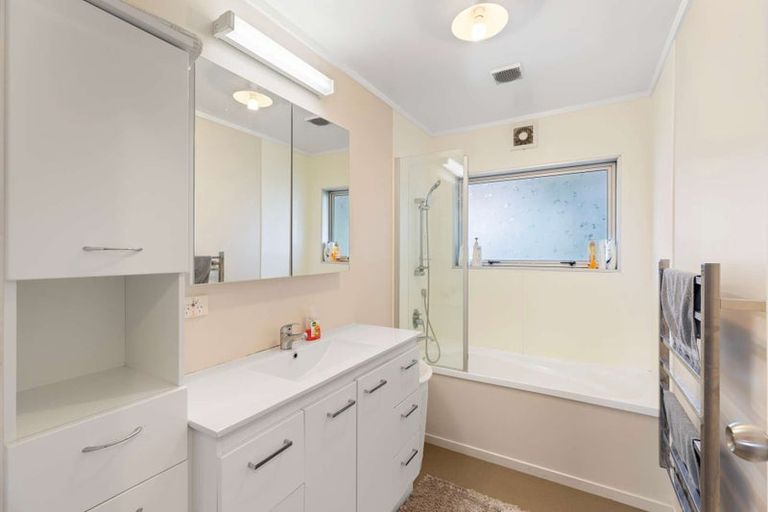 Photo of property in 59 Red Hill Road, Red Hill, Papakura, 2110