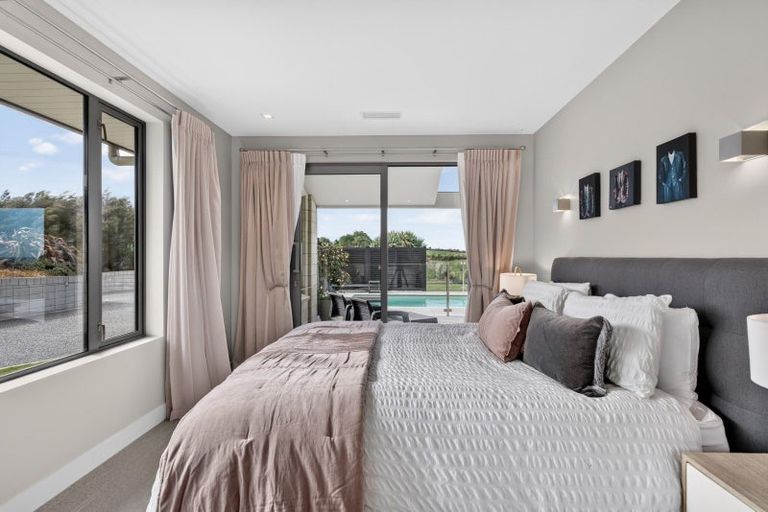 Photo of property in 185 Eskridge Drive, Eskdale, Napier, 4182