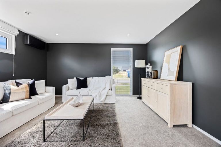 Photo of property in 12 Perehia Mews, Marshland, Christchurch, 8083