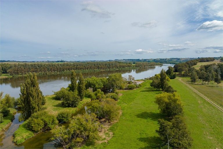 Photo of property in 376 Clark And Denize Road, Pukekawa, 2696