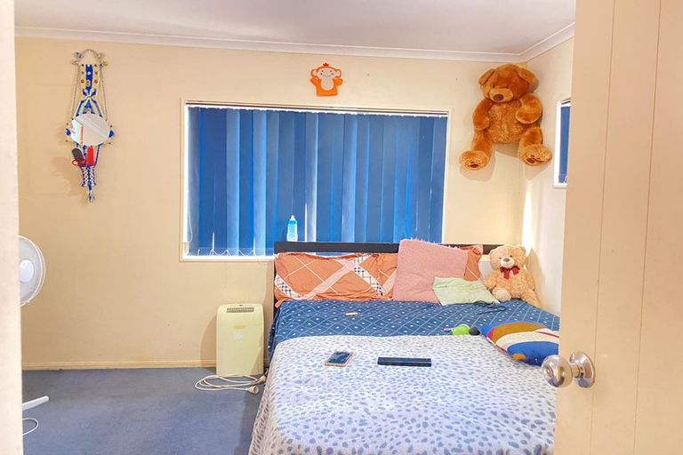 Photo of property in 5 Katana Lane, Takanini, 2112