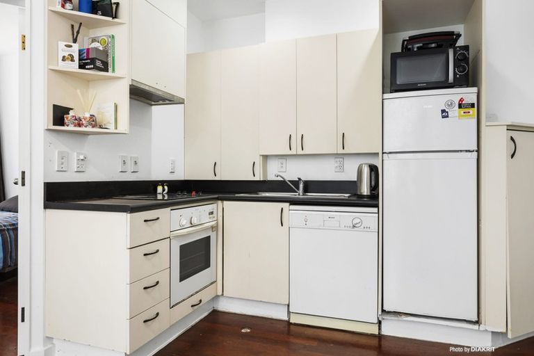 Photo of property in Terrace Tower Apartments, 1b/126 The Terrace, Wellington Central, Wellington, 6011