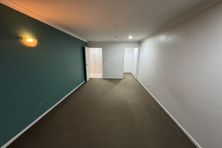 Photo of property in 4n/160 Symonds Street, Eden Terrace, Auckland, 1010