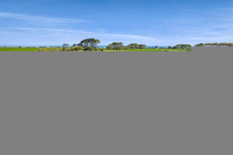 Photo of property in 7104 South Road, Warea, New Plymouth, 4381