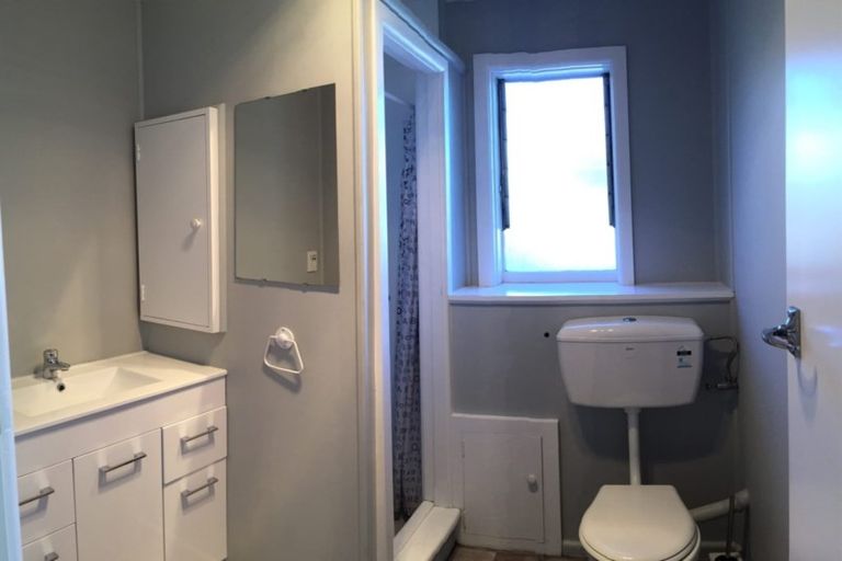 Photo of property in 71 Condell Avenue, Papanui, Christchurch, 8053