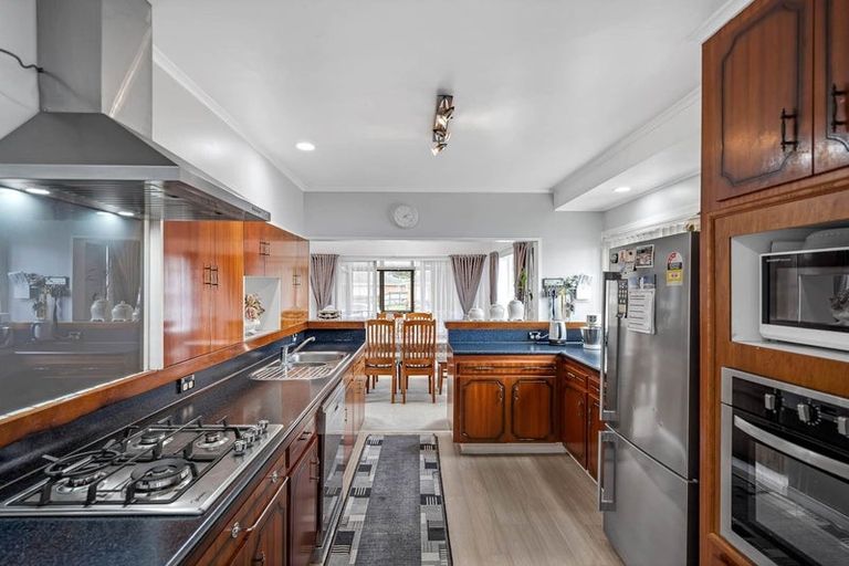 Photo of property in 57 Rosella Road, Mangere East, Auckland, 2024