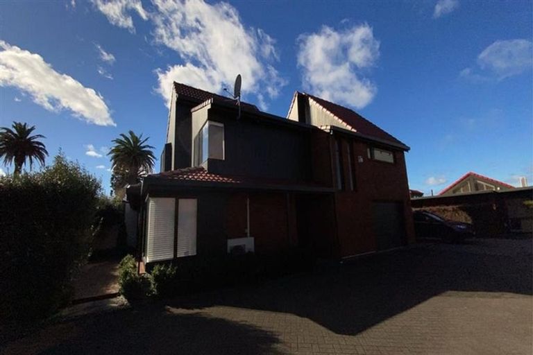 Photo of property in 240b Devonport Road, Tauranga, 3110
